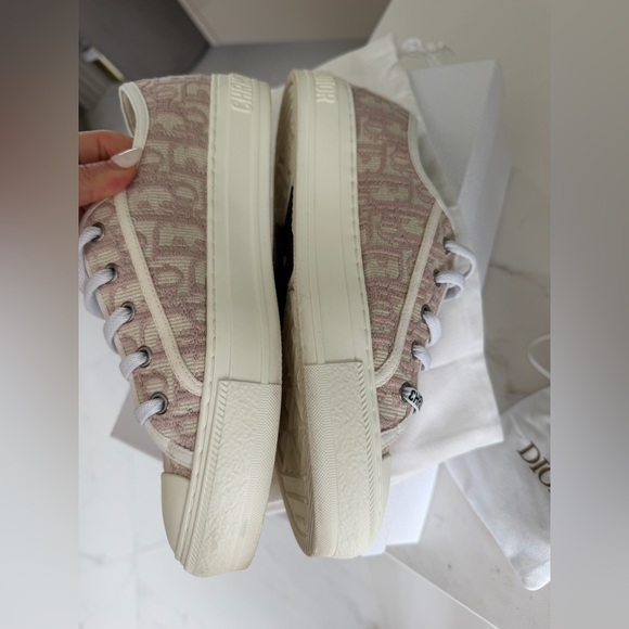 Dior Women's WALK’N’DIOR Sneakers 39 - Picture 6 of 10
